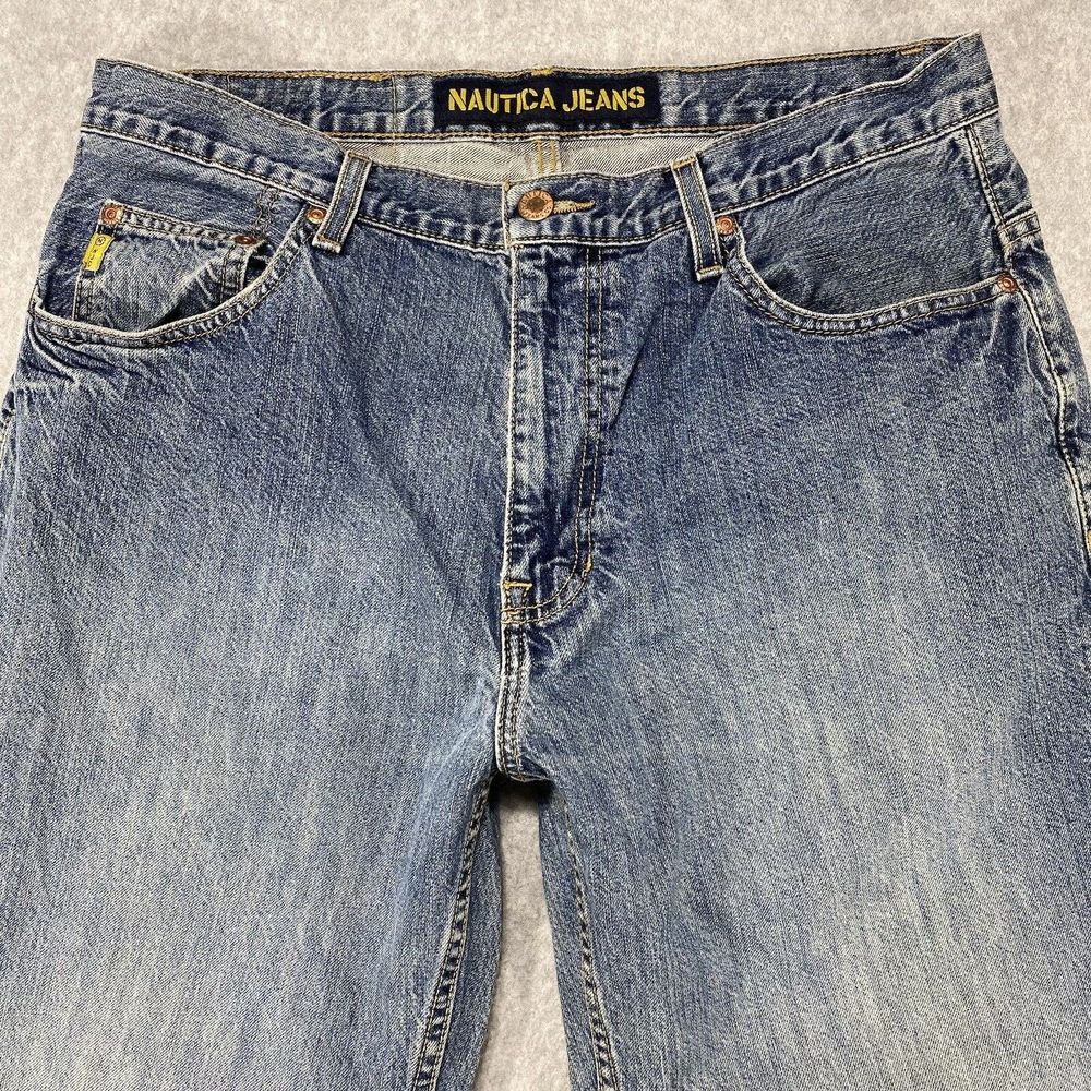 Nautica Jeans Mens 34x31 Classic Relaxed Straight Faded Distressed Denim Baggy - Picture 2 of 13